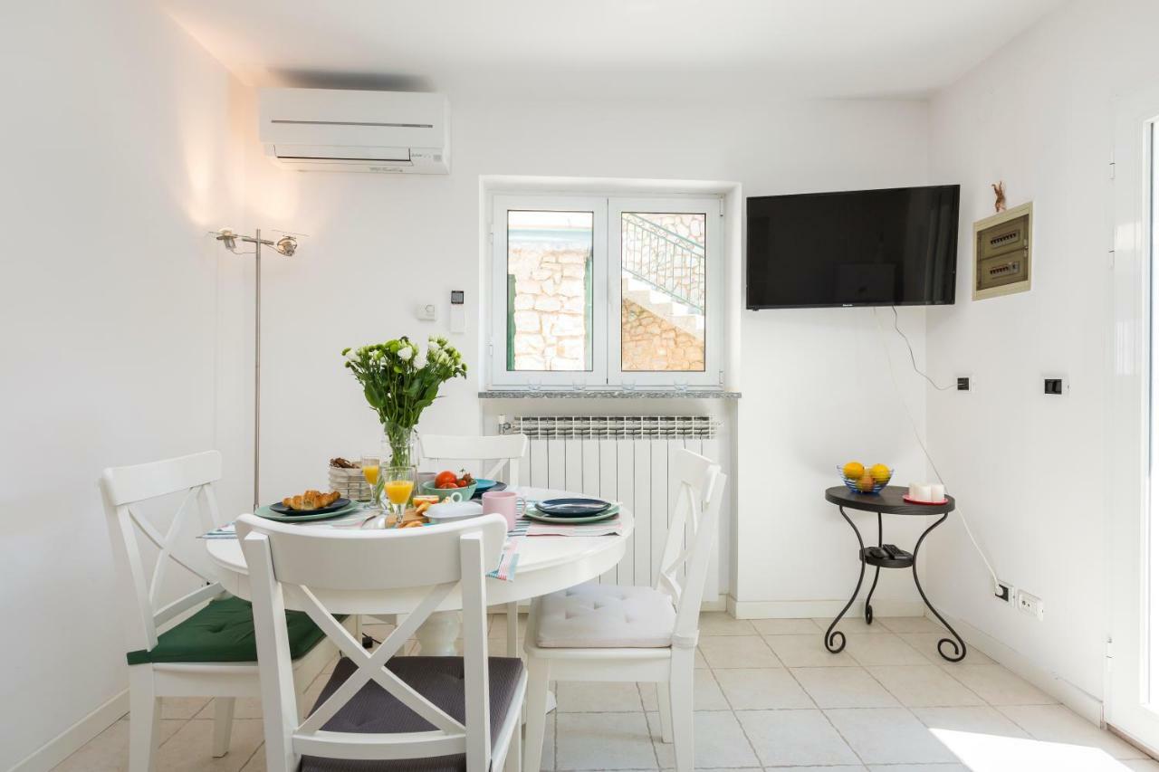 Apartments Antje Veli Losinj Exterior photo