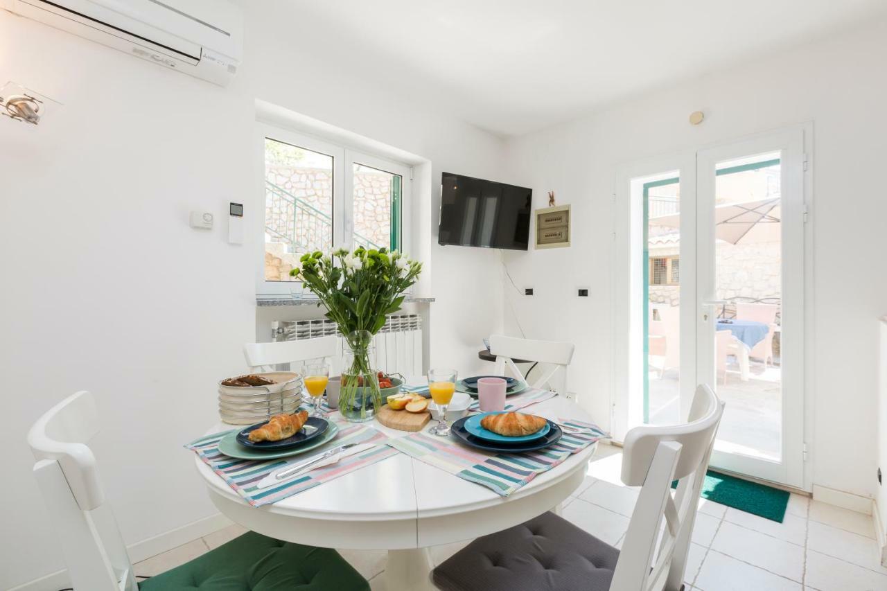 Apartments Antje Veli Losinj Exterior photo